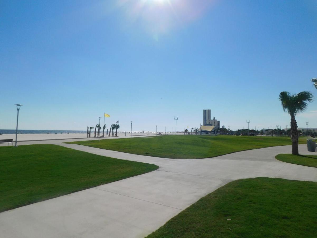 Duplex Allows For One Or Both Sides To Be Rented! Suitable For Small Or Large Families! Gulf Shores Eksteriør billede
